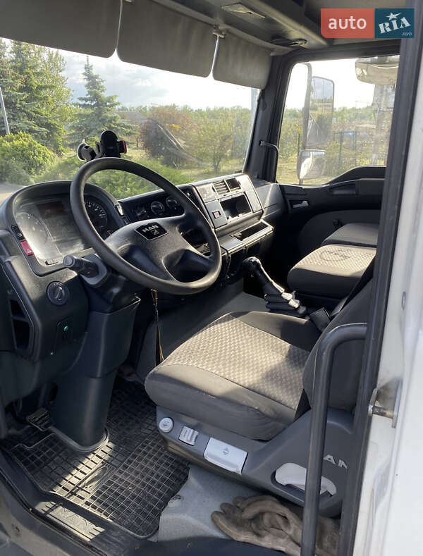 Эвакуатор MAN 8.180 2005 в Петропавловке фото 14 Эвакуатор MAN 8.180 2005 в Петропавловке