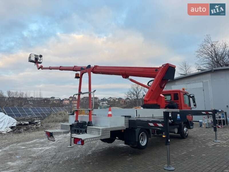 Автовышка MAN 8.180 2012 в Черновцах фото 12 Автовышка MAN 8.180 2012 в Черновцах