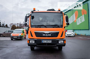 Экскаватор погрузчик MAN 8 2016 в 