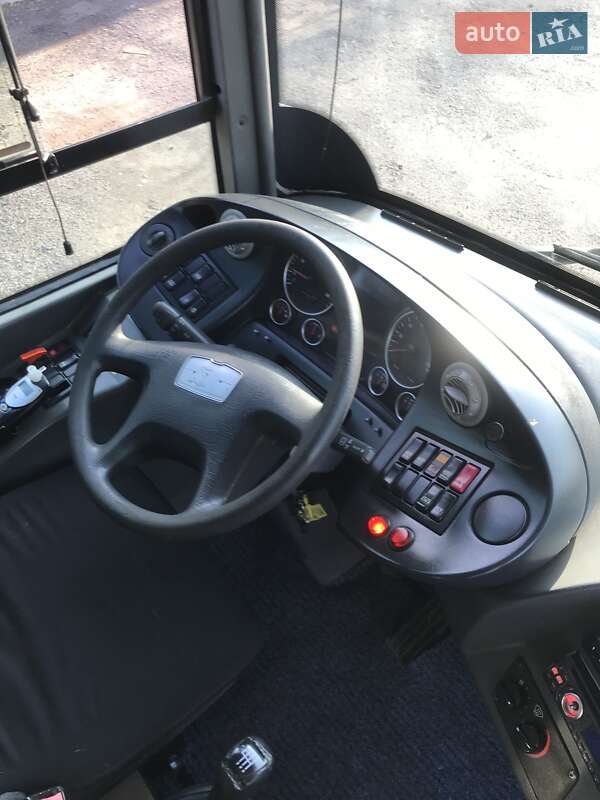 Приміський автобус MAN A91 2007 в Львові