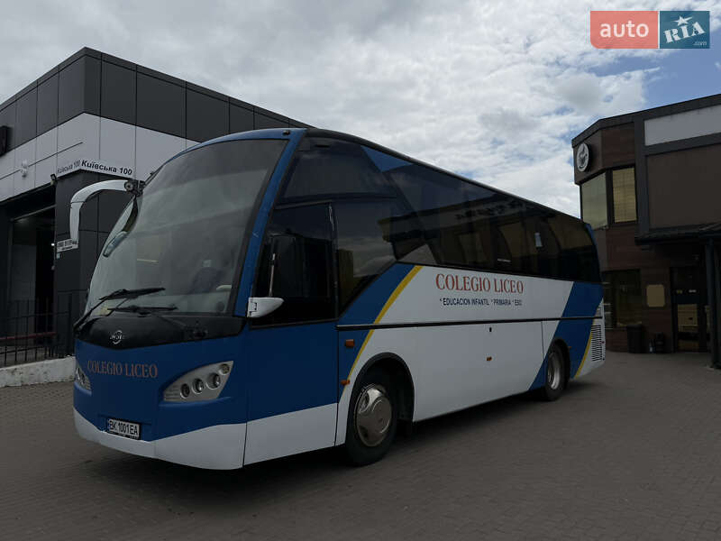 Туристичний / Міжміський автобус MAN Ayats 2006 в Рівному фото 5 Туристичний / Міжміський автобус MAN Ayats 2006 в Рівному