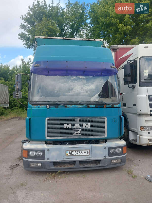 Тягач MAN Comandor 1998 в 