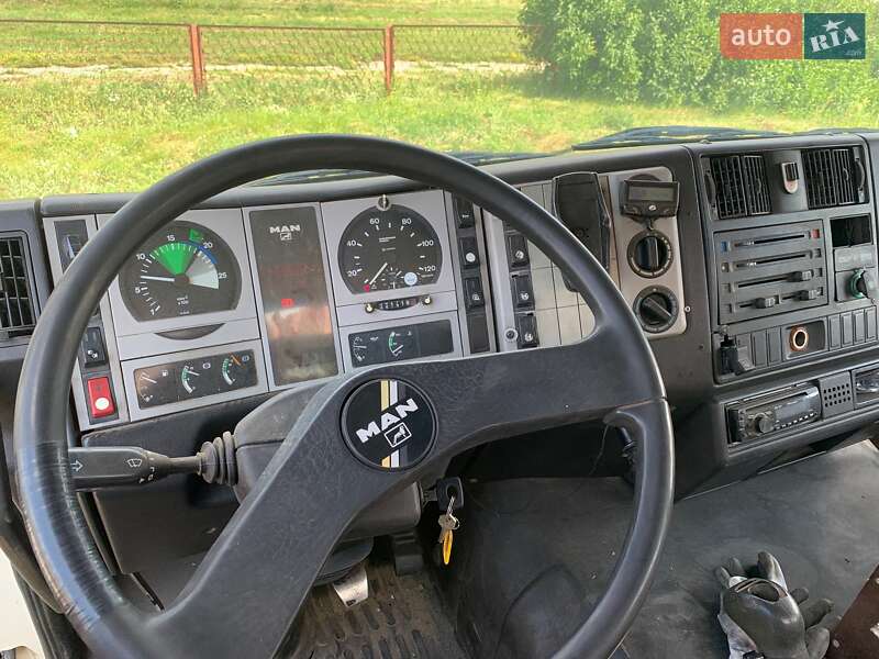 Самоскид MAN F 2000 2000 в Великій Багачці