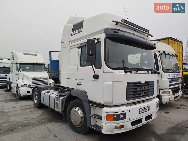 Тягач MAN F 2000 1998 в 