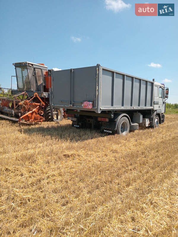 Тягач MAN F 2000 1999 в Віньківцях