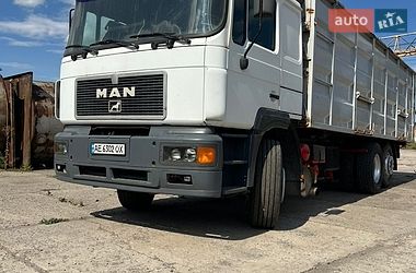 Контейнеровоз MAN F 2000 1993 в Полтаві
