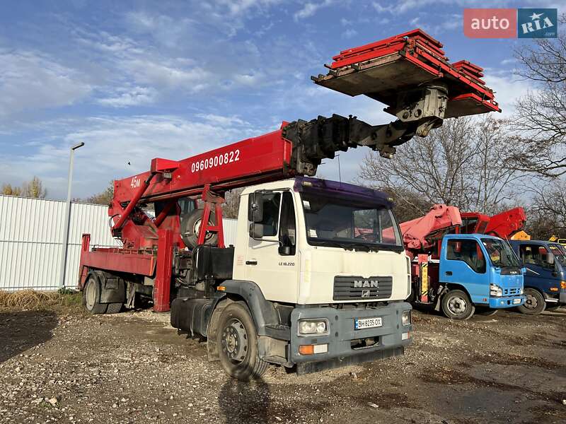 MAN L 2000 2001