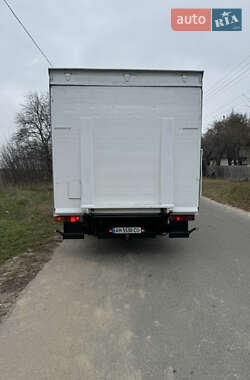 Грузовой фургон MAN L 2000 1996 в 