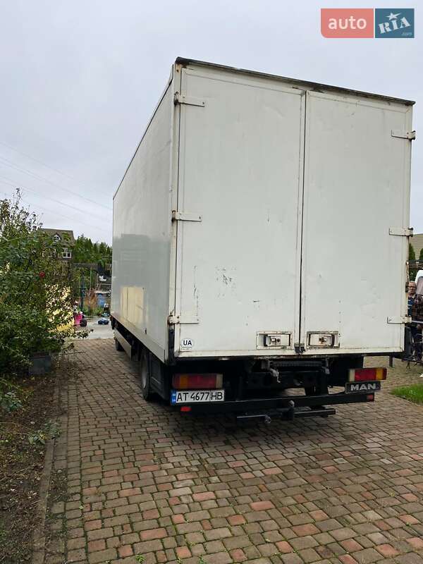 Грузовой фургон MAN L 2000 2004 в Ивано-Франковске