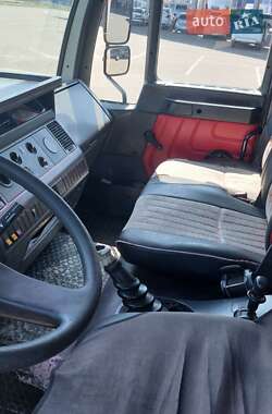 Вантажний фургон MAN L 2000 2002 в 
