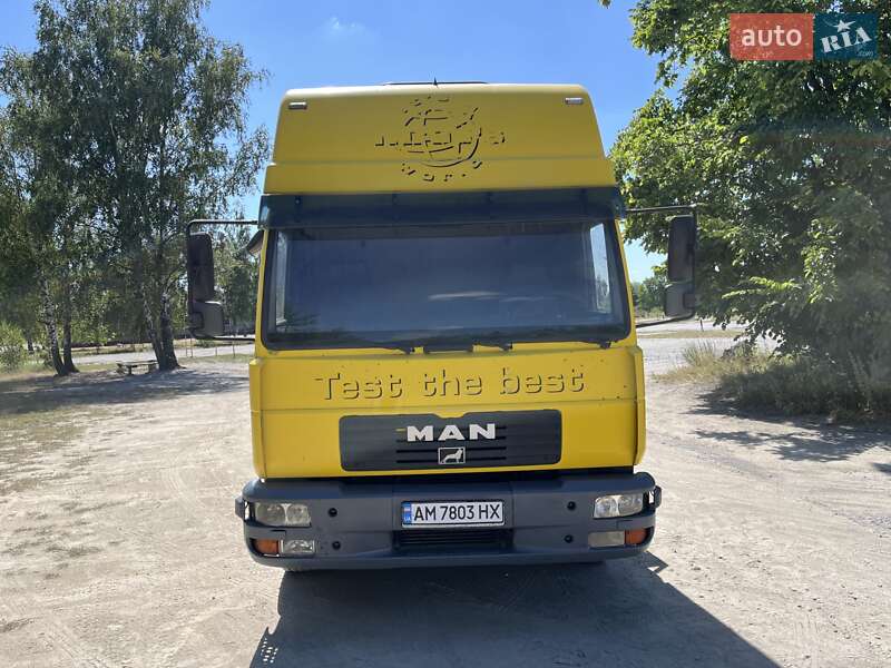 Евакуатор MAN L 2000 2003 в Звягелі