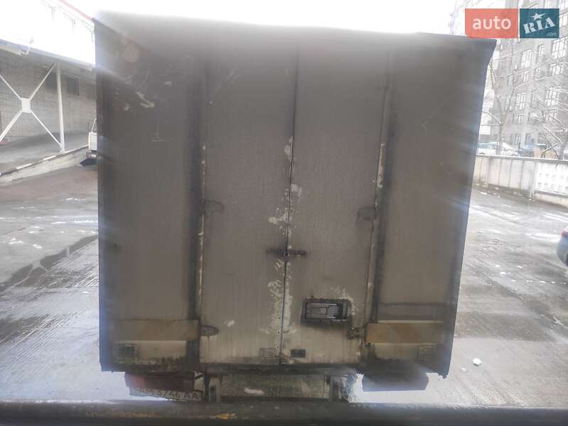 Грузовой фургон MAN L 2000 1999 в Львове