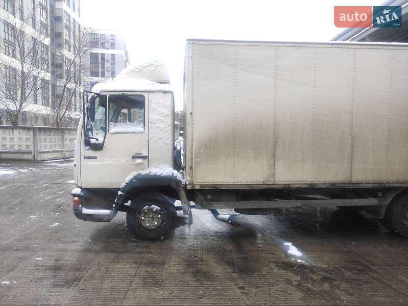 Грузовой фургон MAN L 2000 1999 в Львове