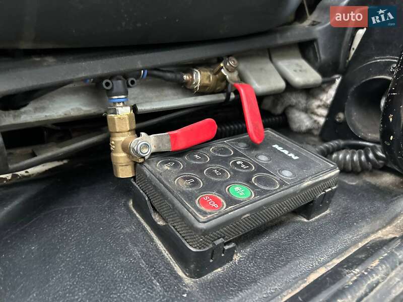 Платформа MAN L 2000 2002 в Звенигородке