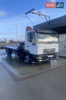Евакуатор MAN L 2000 2003 в Львові