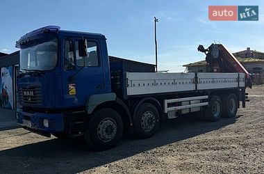 Евакуатор MAN L 2000 2000 в Умані