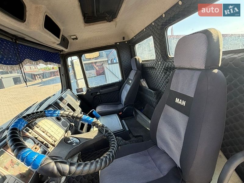 Евакуатор MAN L 2000 2000 в Умані