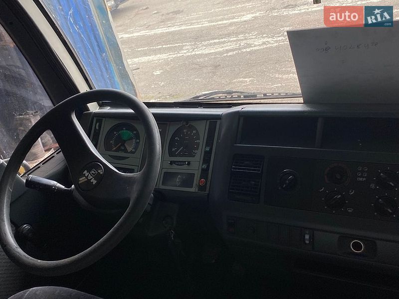 Евакуатор MAN L 2000 2001 в Збаражі