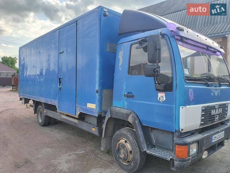 Грузовой фургон MAN L 2000 1998 в Овруче