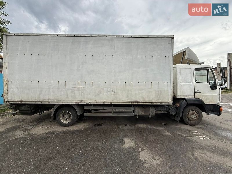 Вантажний фургон MAN L 2000 2002 в Києві