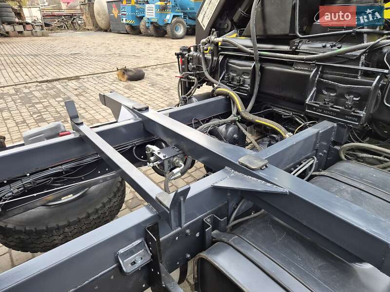 Кран-маніпулятор MAN LE 12.225 2004 в Бучачі фото 6 Кран-маніпулятор MAN LE 12.225 2004 в Бучачі