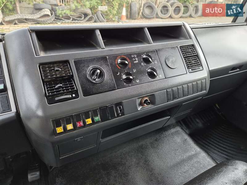 Кран-маніпулятор MAN LE 12.225 2004 в Бучачі фото 28 Кран-маніпулятор MAN LE 12.225 2004 в Бучачі