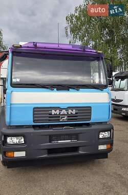 Бензовоз MAN LE 18.280 2005 в 