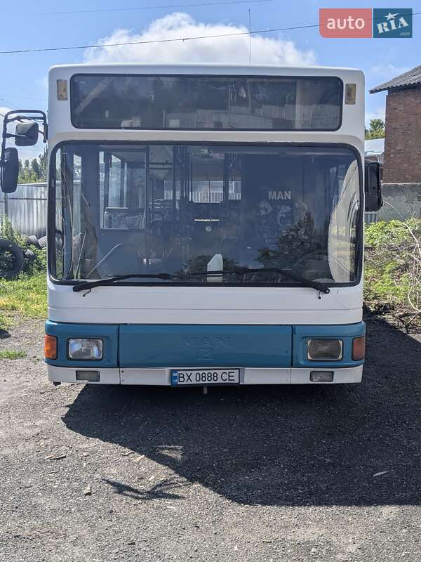 Городской автобус MAN NL 202 1994 в Хмельницком
