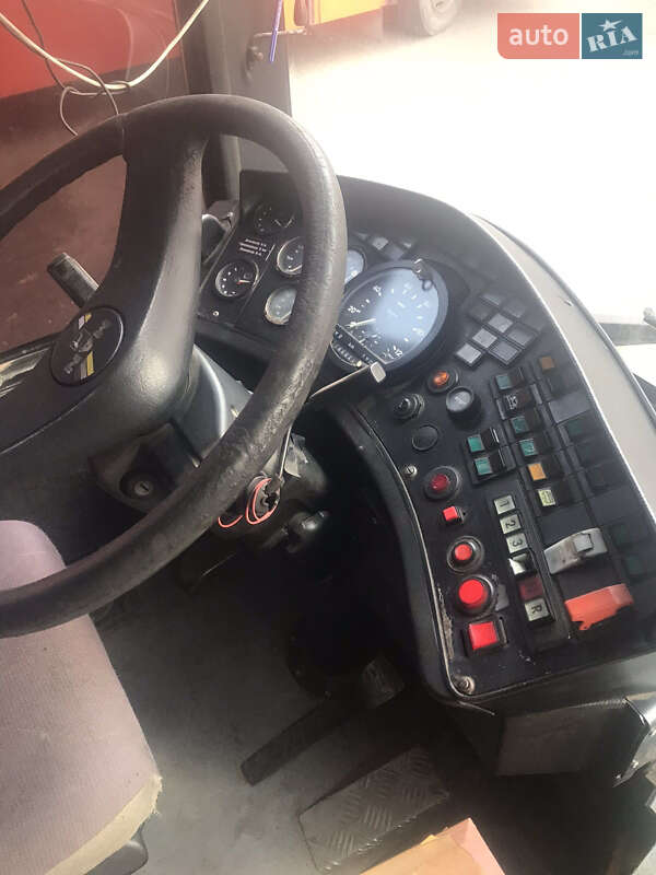 Городской автобус MAN NM 223 2001 в Дрогобыче