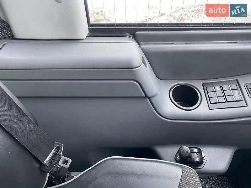 Туристичний / Міжміський автобус MAN R08 2015 в Києві