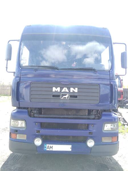 Тягач MAN TGA 2003 в Малине
