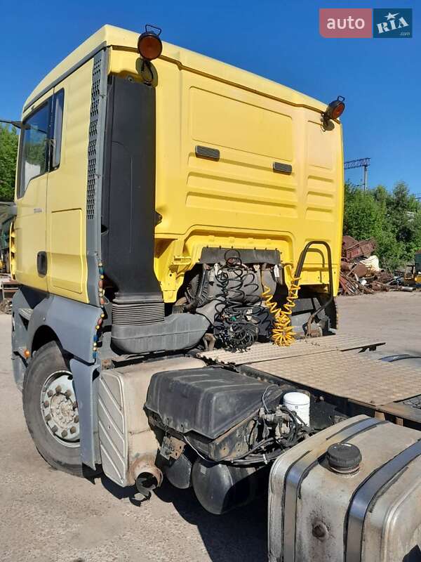 Самосвал MAN TGA 2002 в Александрие
