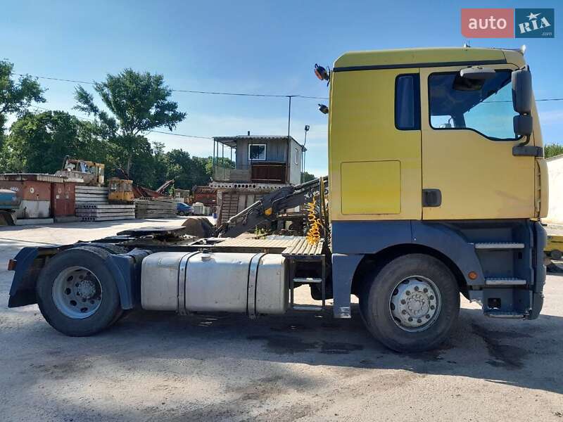 Самосвал MAN TGA 2002 в Александрие