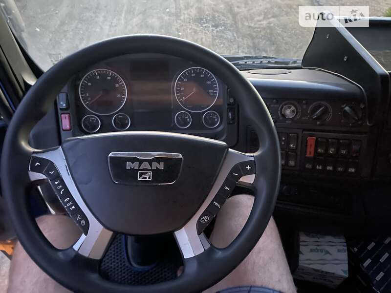 Самосвал MAN TGA 2006 в Гайвороне