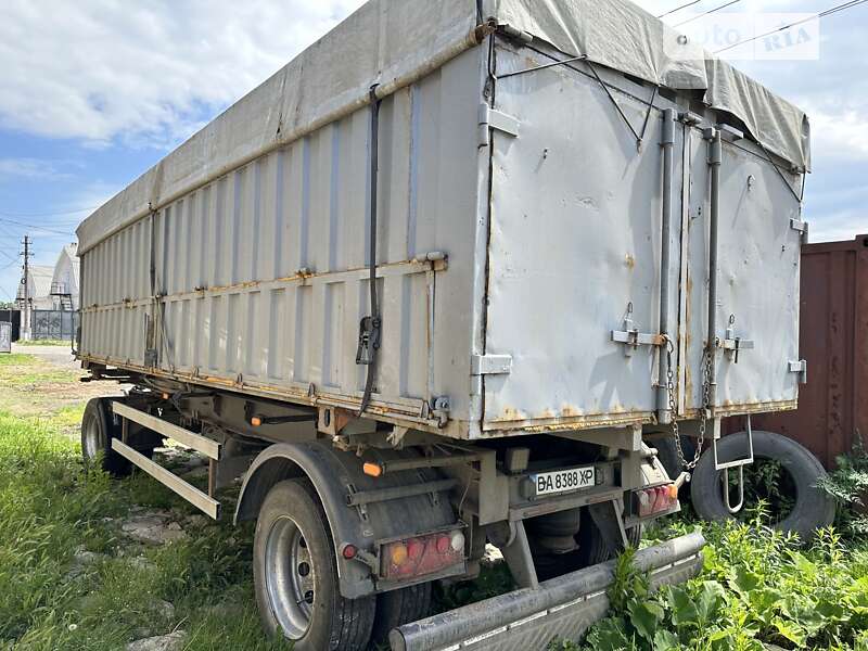Контейнеровоз MAN TGA 2007 в Гайвороні