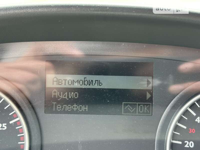 Контейнеровоз MAN TGA 2007 в Гайвороні