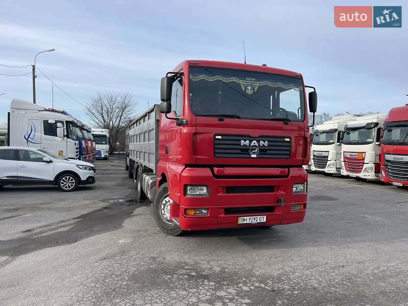 Контейнеровоз MAN TGA 2004 в Вінниці