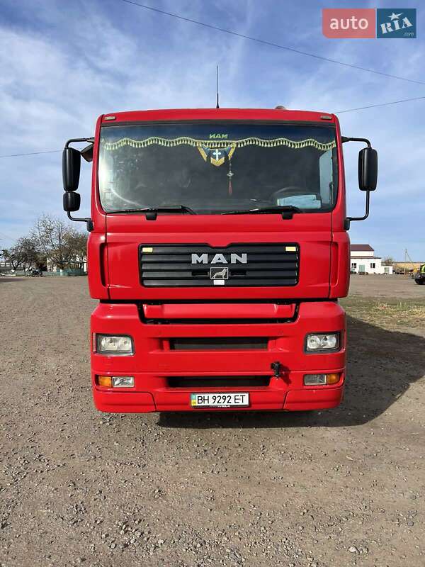 Контейнеровоз MAN TGA 2004 в Вінниці