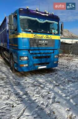 Контейнеровоз MAN TGA 2004 в Чугуеве