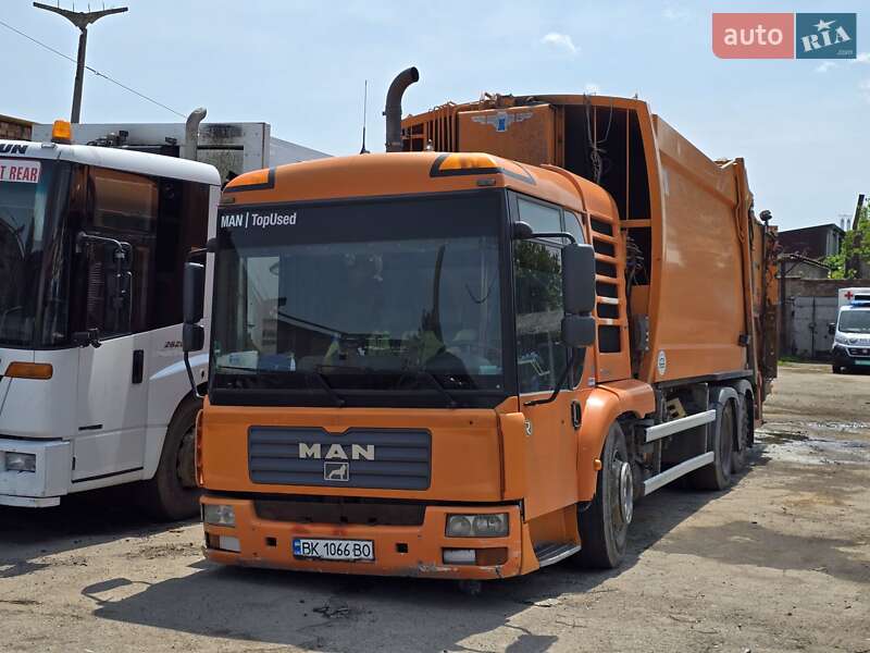 Мусоровоз MAN TGA 2005 в 