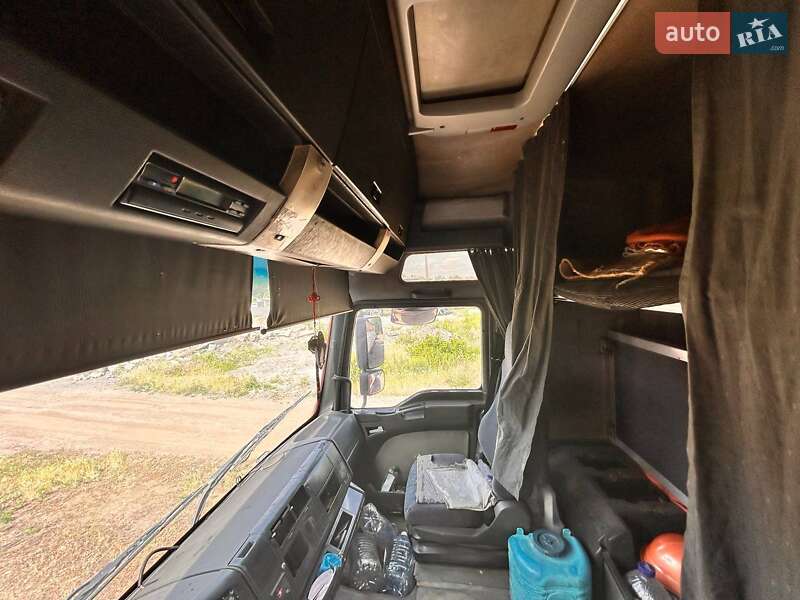 Контейнеровоз MAN TGA 2005 в Кривому Розі