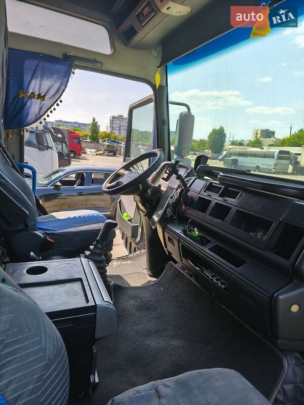 Тягач MAN TGA 2003 в Днепре