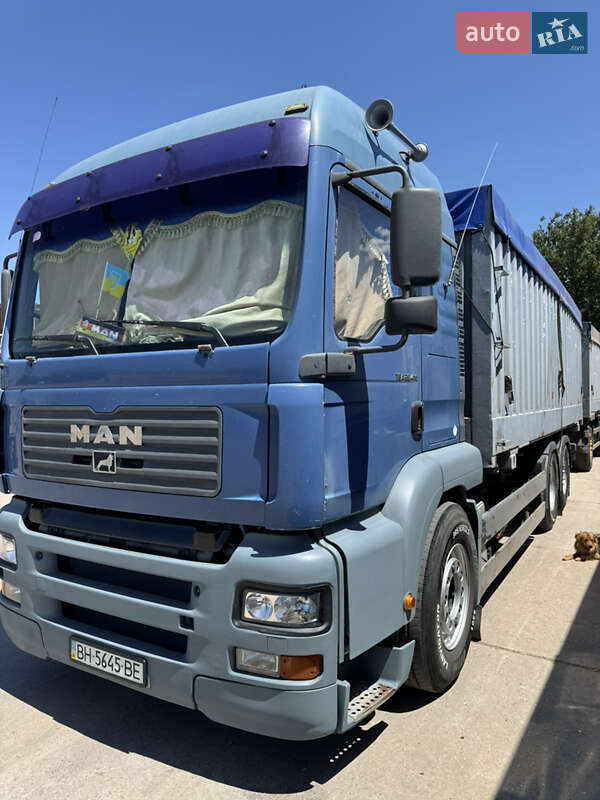 Контейнеровоз MAN TGA 2003 в Одесі