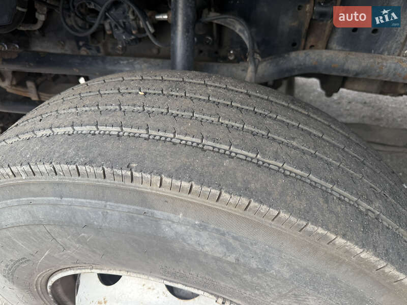 Самоскид MAN TGA 2006 в Дніпрі