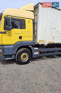 Контейнеровоз MAN TGA 2004 в 