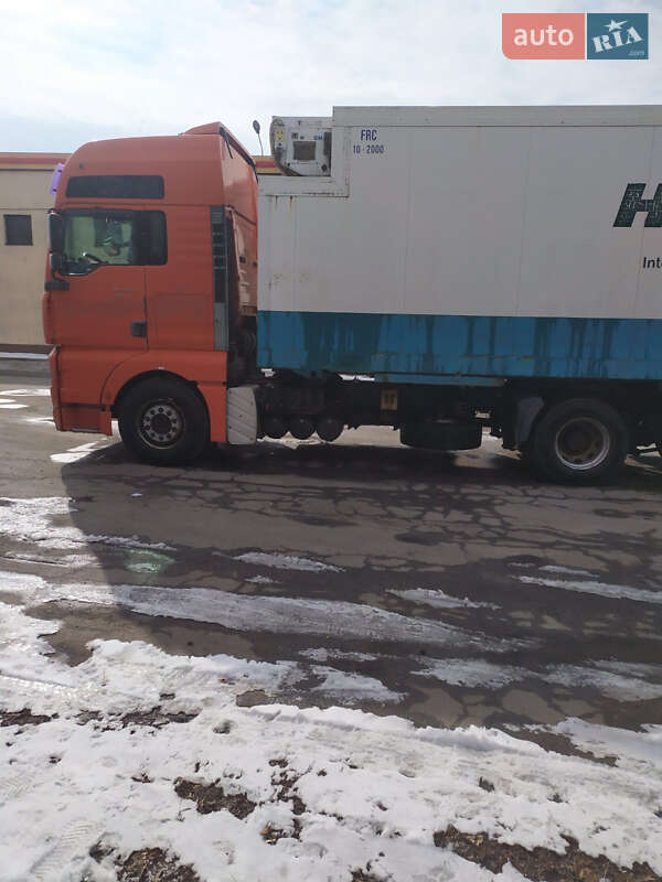 Контейнеровоз MAN TGA 2000 в Харькове