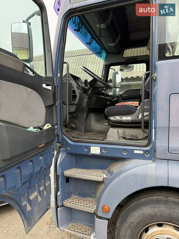 Вантажний фургон MAN TGA 2004 в Черкасах