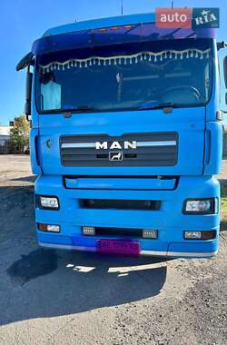 Контейнеровоз MAN TGA 2007 в Днепре