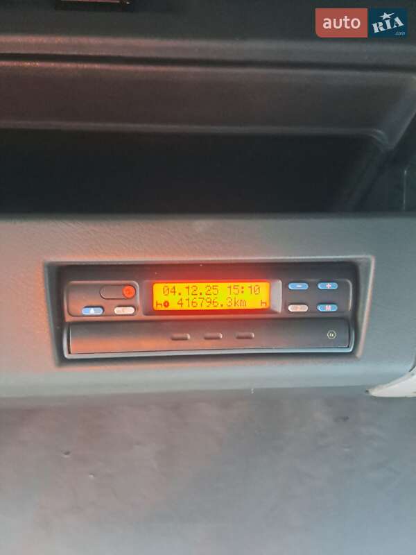 Контейнеровоз MAN TGA 2004 в Львове фото 10 Контейнеровоз MAN TGA 2004 в Львове