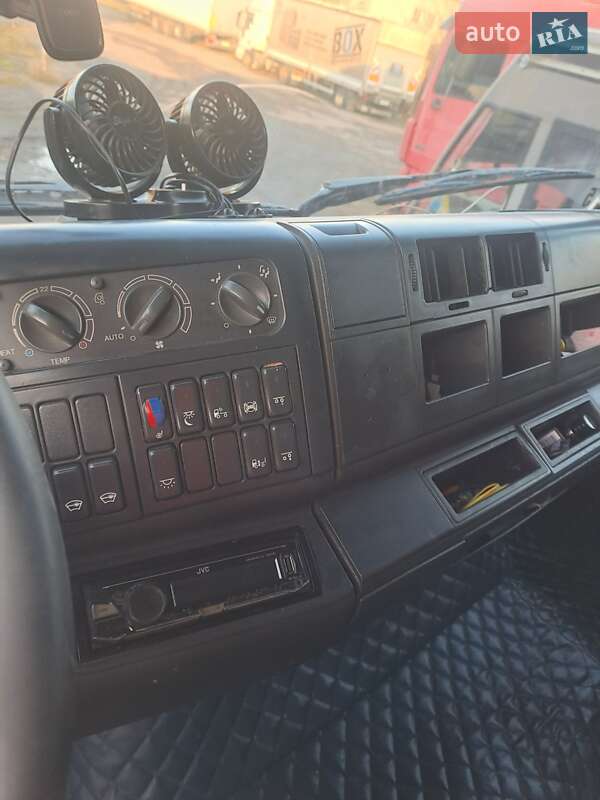 Контейнеровоз MAN TGA 2004 в Львове фото 15 Контейнеровоз MAN TGA 2004 в Львове